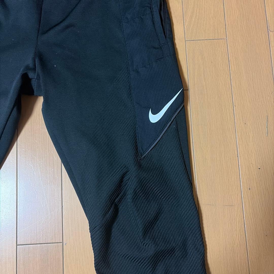 Nike ハーフジップジャージ ブラック