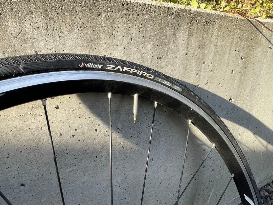 シマノ　WH-RS010 700C クリンチャー　前後セット