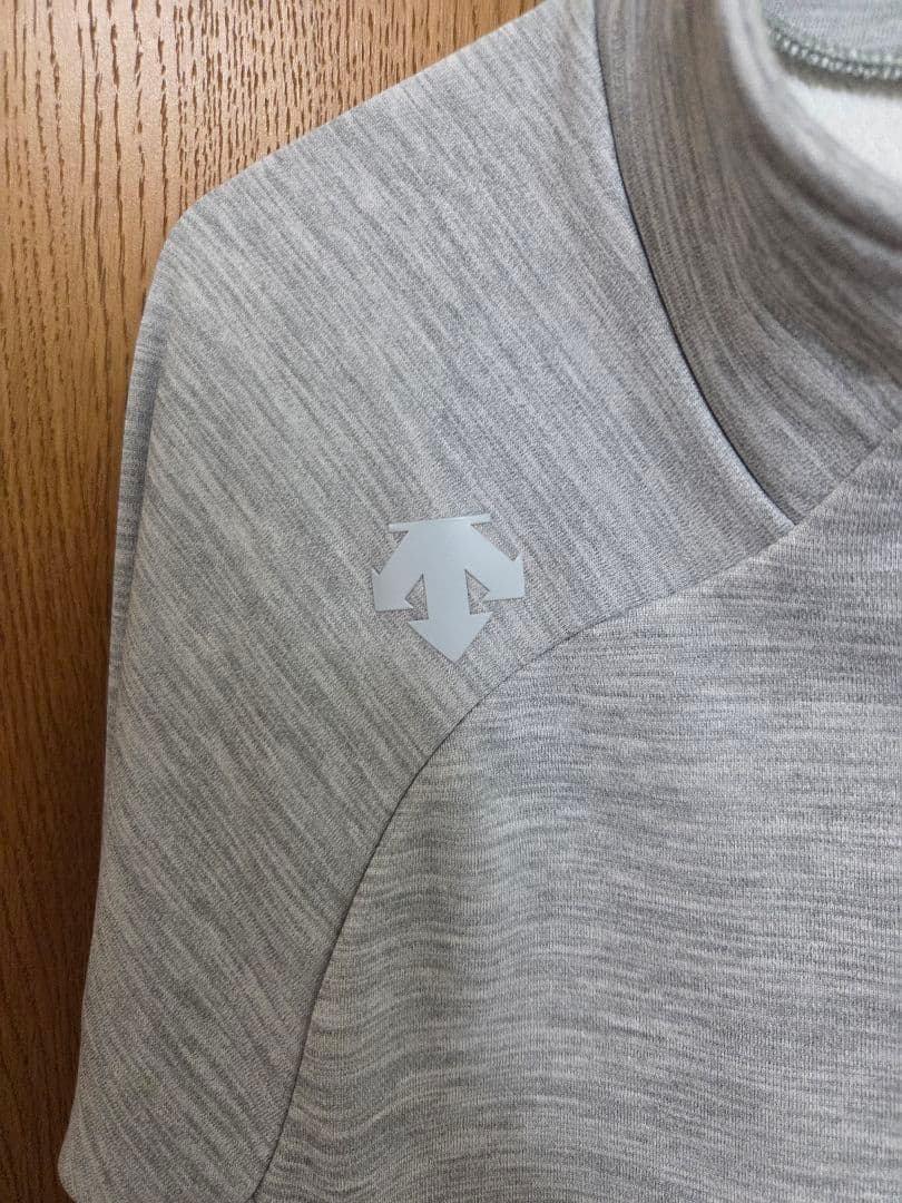 DESCENTE グレー ジャージ上下