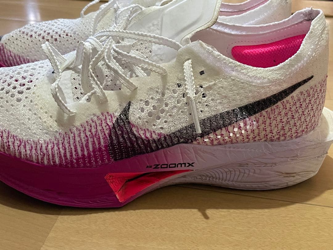 NIKE ヴェイパーフライ3 25.0