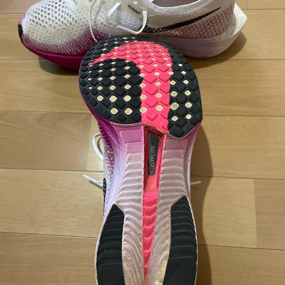 NIKE ヴェイパーフライ3 25.0