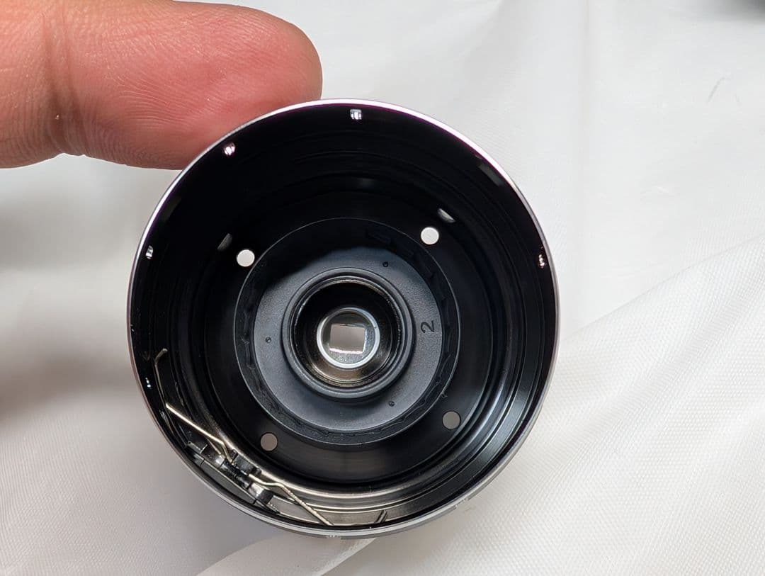 ダイワ　 24ルビアス LT2500S-DH 管776FP スプール　美品