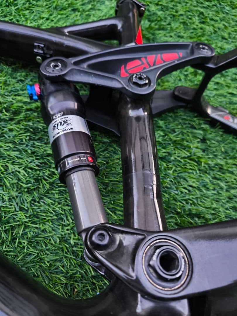 ​【2/14まで限定特価】TREK Fuel EX 9.9 フルカーボン