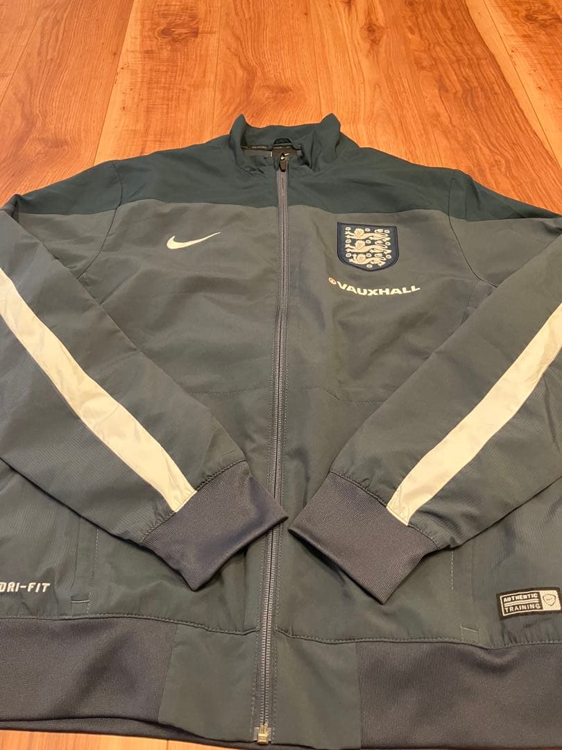イングランド代表 Nike Vauxhall トラックジャケット 古着