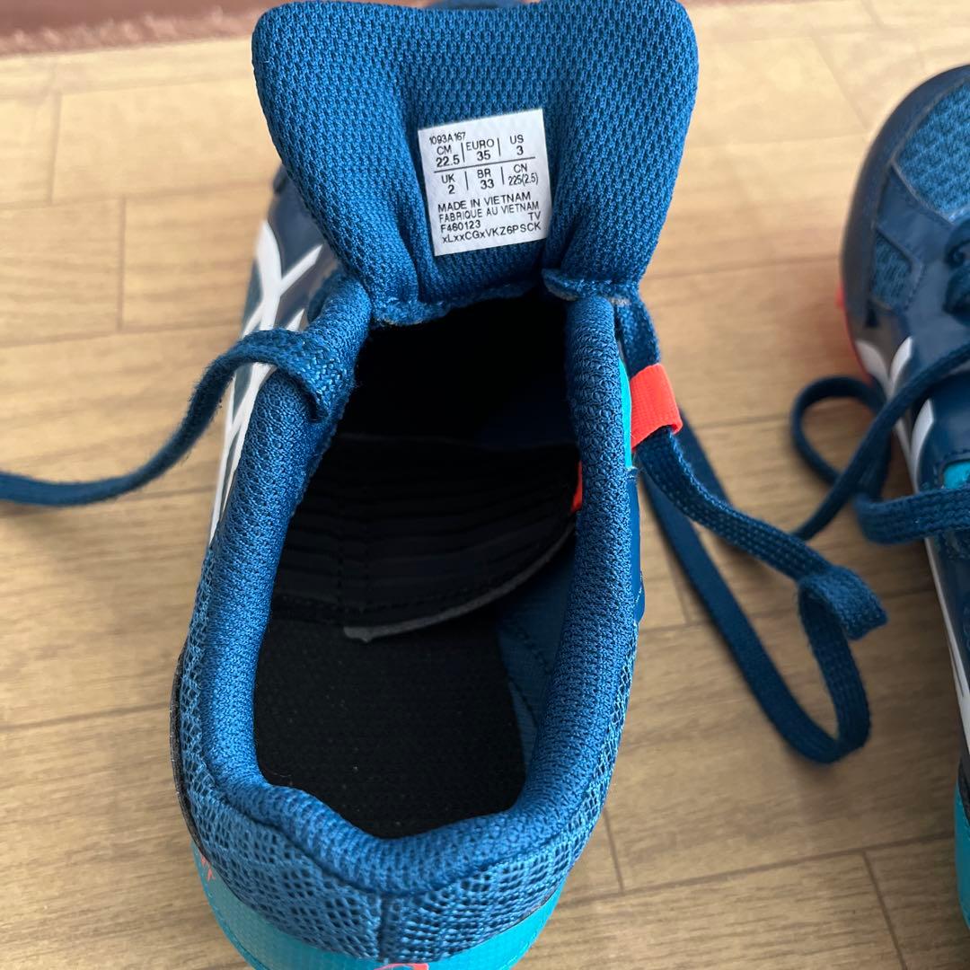 ASICS スパイクシューズ 22.5cm 青/オレンジ