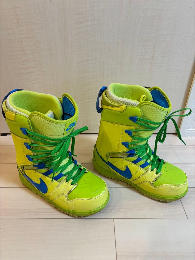 NIKE SB スノーボードブーツ　26cm