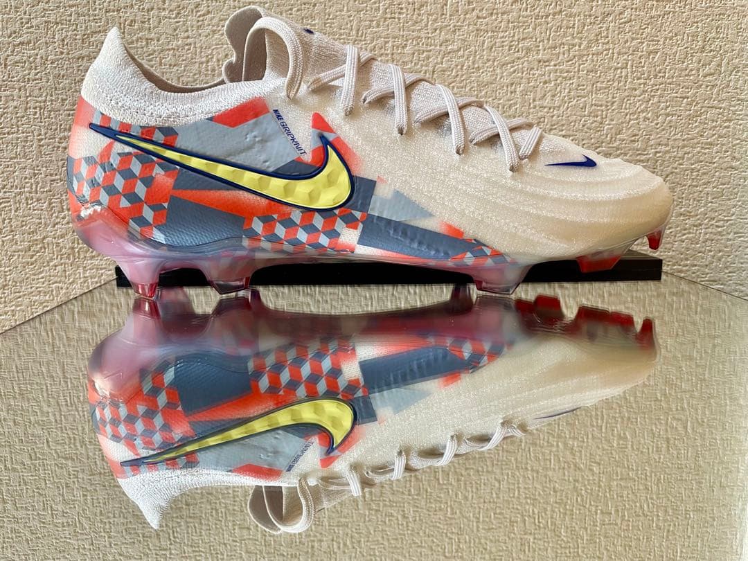 【限定】ナイキ　ファントム GX 2 エリート SE FG ファントム バルナ