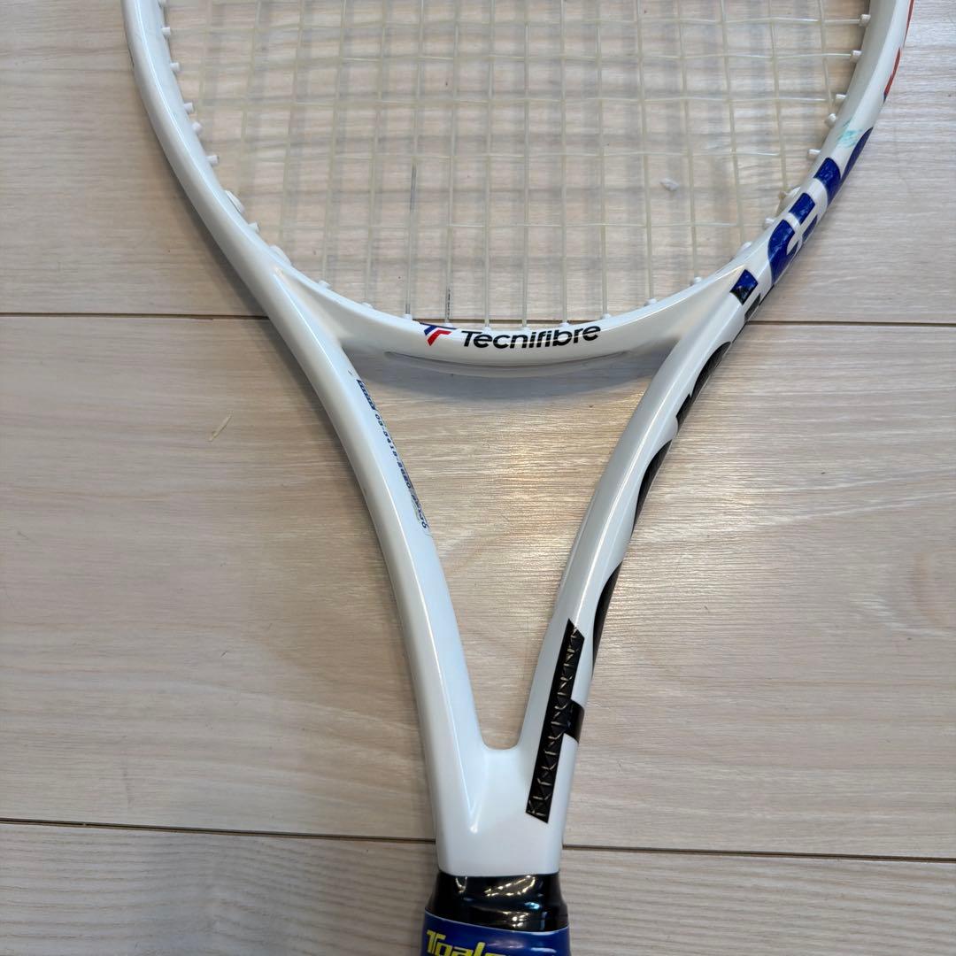 Tecnifibre Tight 270 硬式用ラケット G2