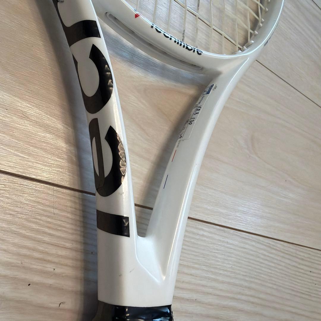 Tecnifibre Tight 270 硬式用ラケット G2