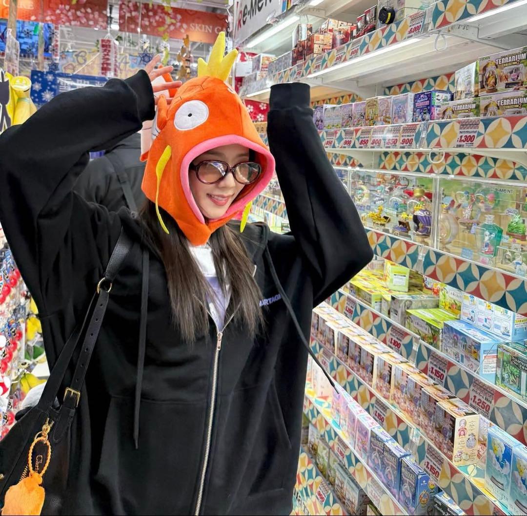 AMORTAGE JISOO ZIP UP HOODIE パーカー L