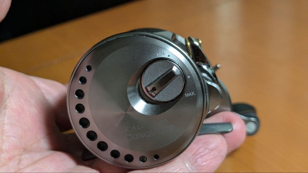 シマノ　23カルカッタコンクエスト BFS XG 左ハンドル　中古品