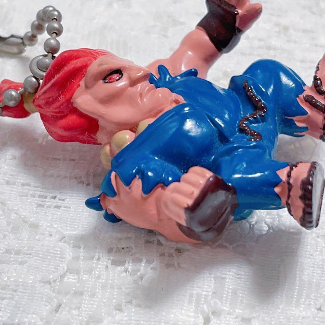 O3. ストリートファイター　フィギュア　豪鬼 キーホルダー