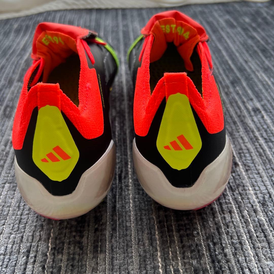 未使用adidas Predator エリートFtサッカースパイク24.5