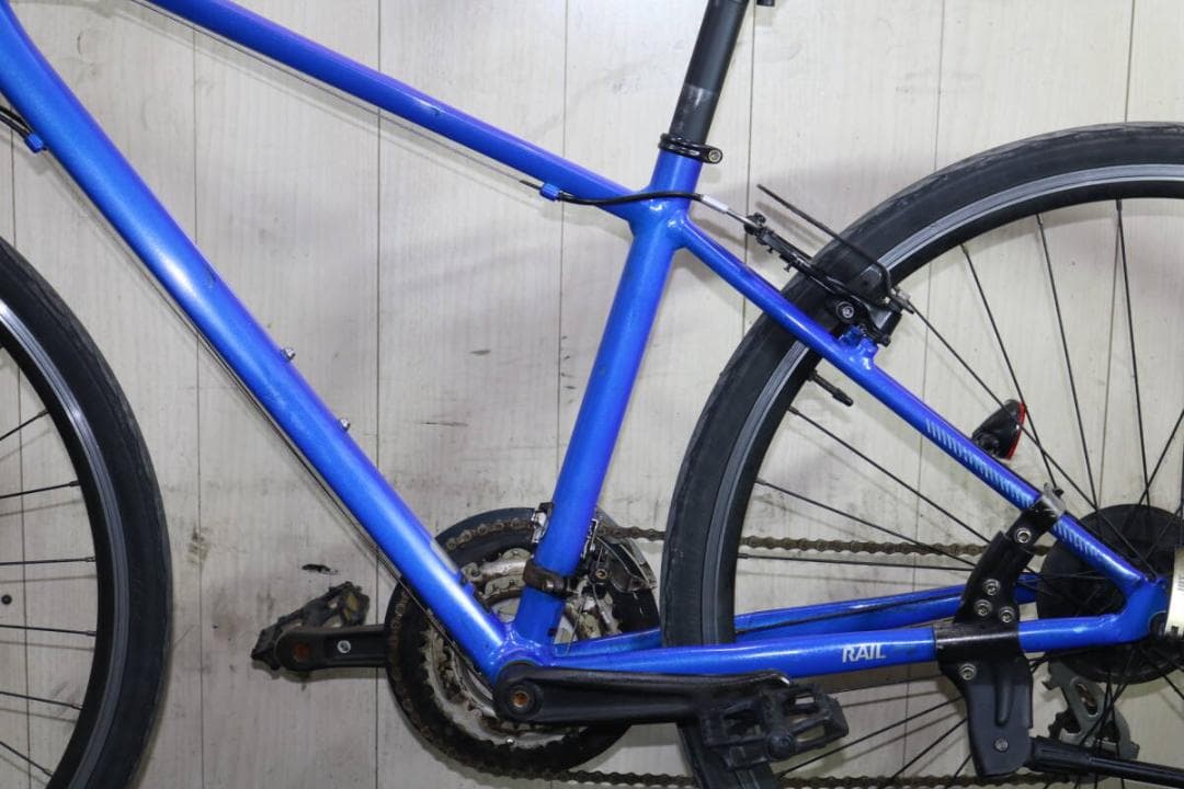 コーダーブルーム rail 700C アルミ 27速 400mm クロス