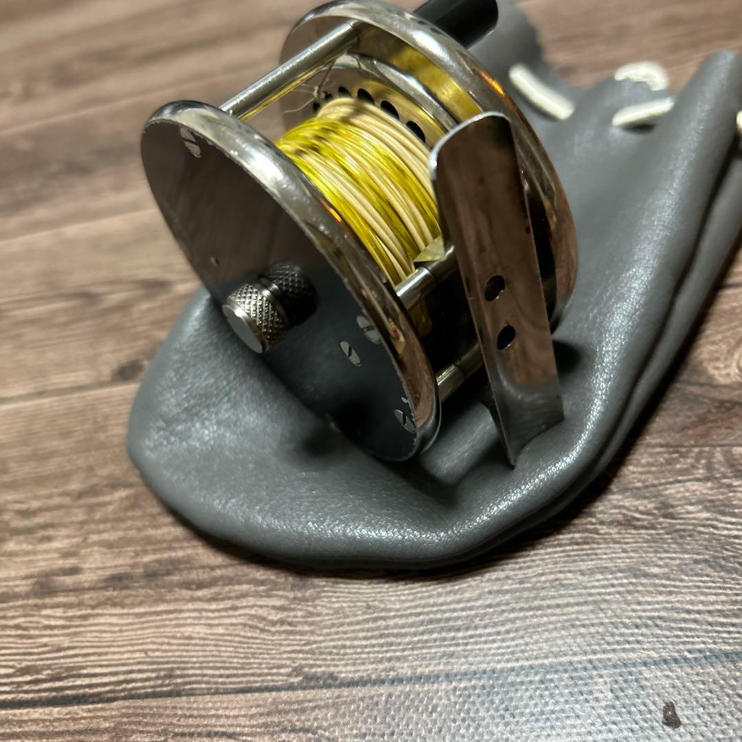 スェーデンハンドメイド　ボーモーリンno.8994 リール 収納袋付き
