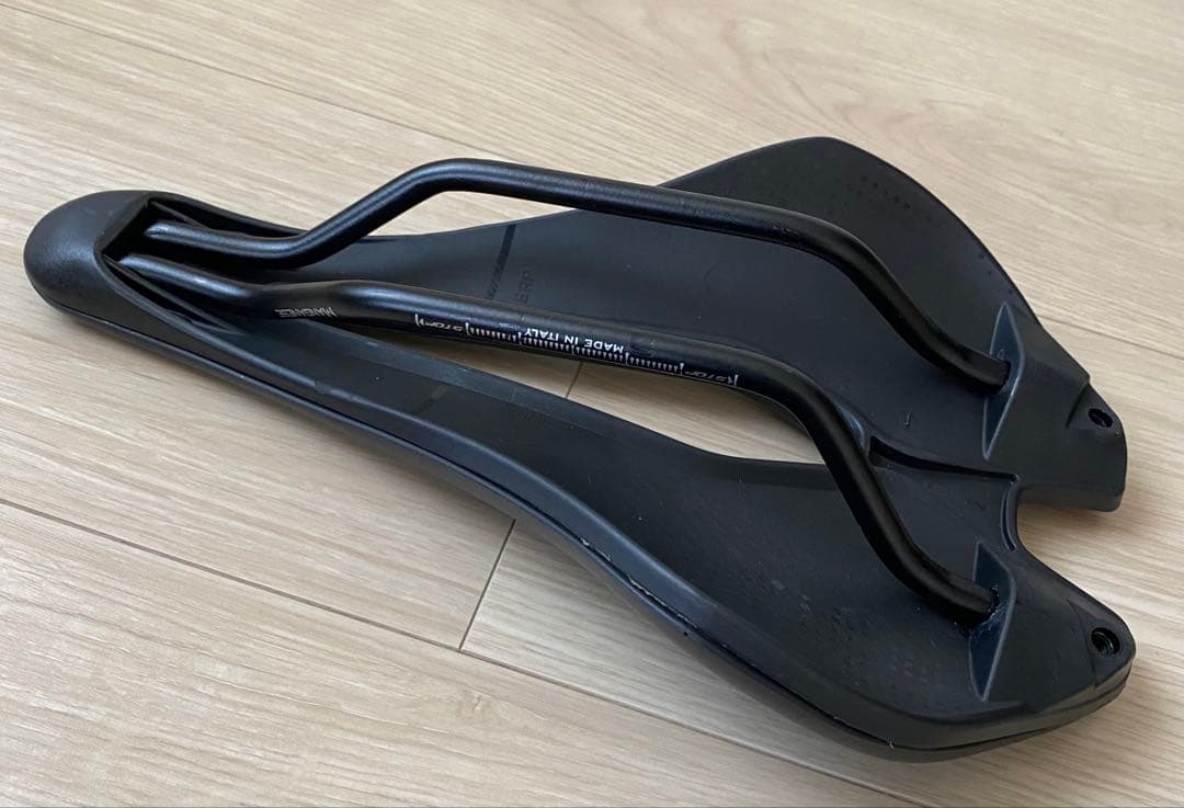 PINARELLO ピナレロMOSTモストショートノーズサドルLYNXリンクス