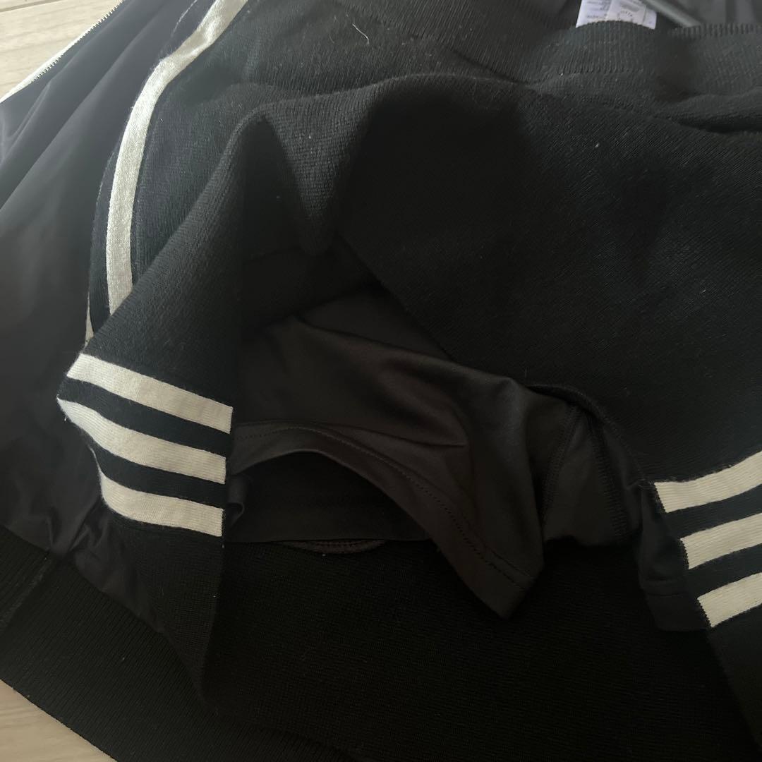 adidas ニット上下セット XS 黒　スカート