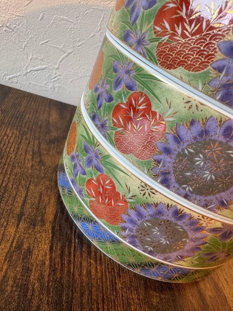 前畑陶器 庫山窯 光輪手まり三段重　 お重　重箱　お正月　古伊万里　金彩色絵