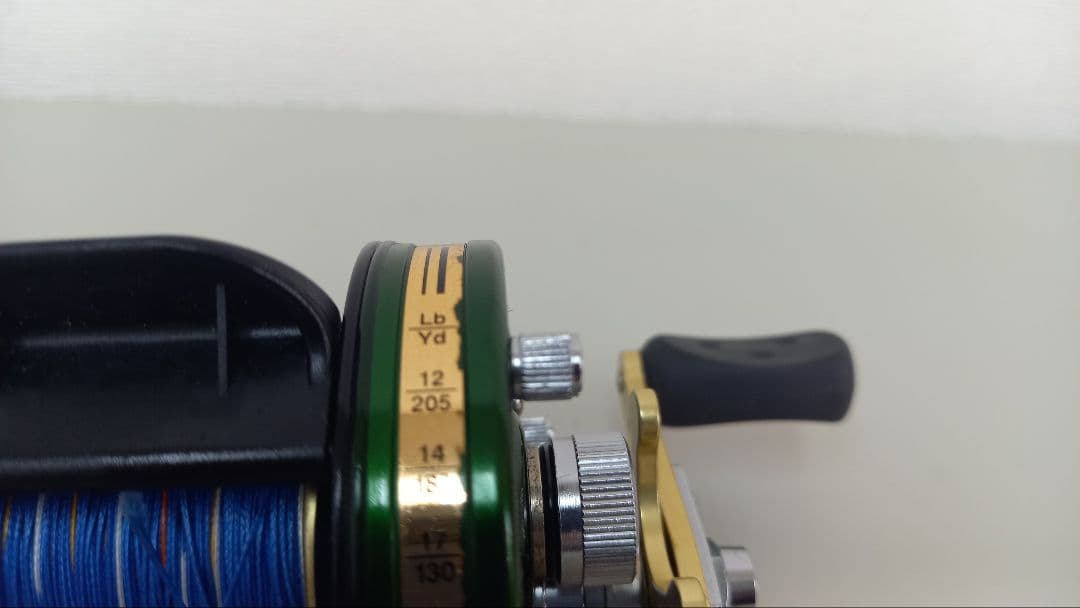 ABU アブガルシア　アンバサダー　5600C5 MAG-X グリーン