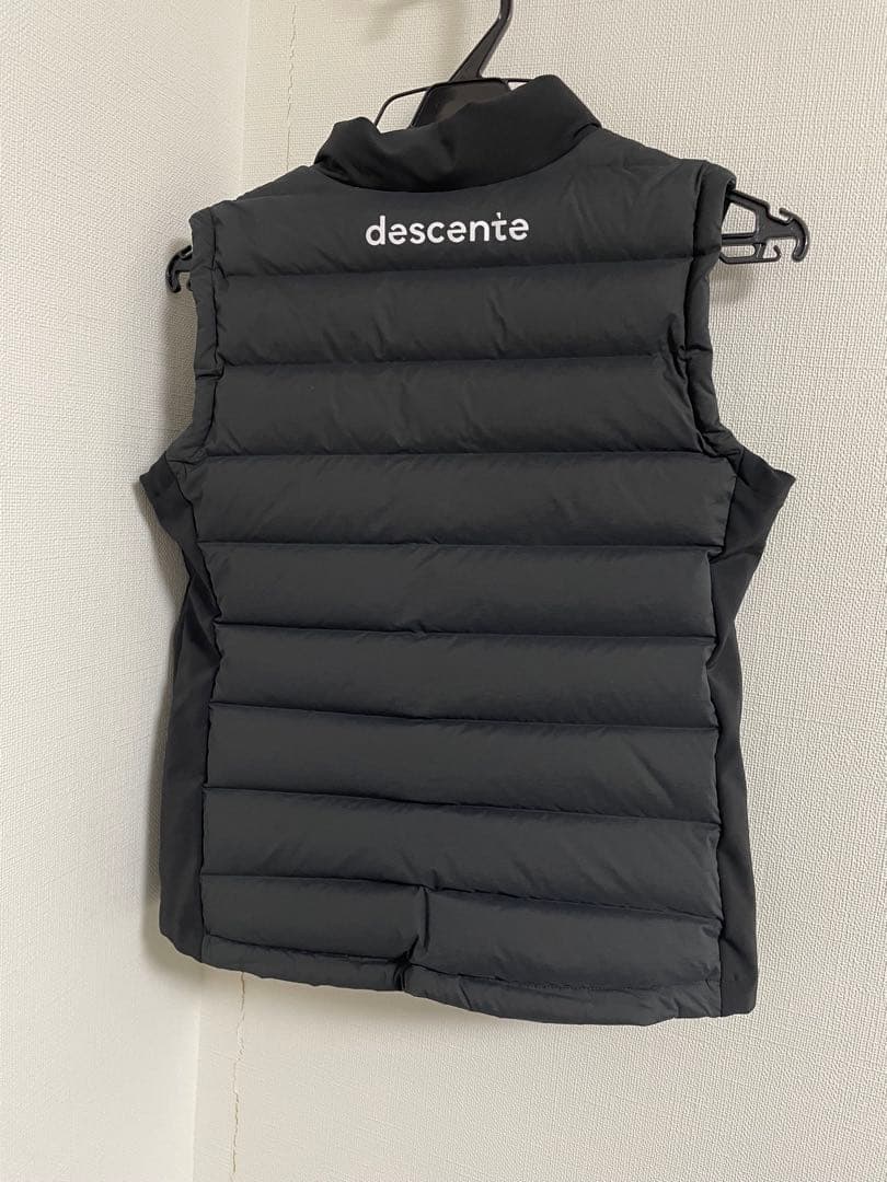 descente ダウンベスト ブラック