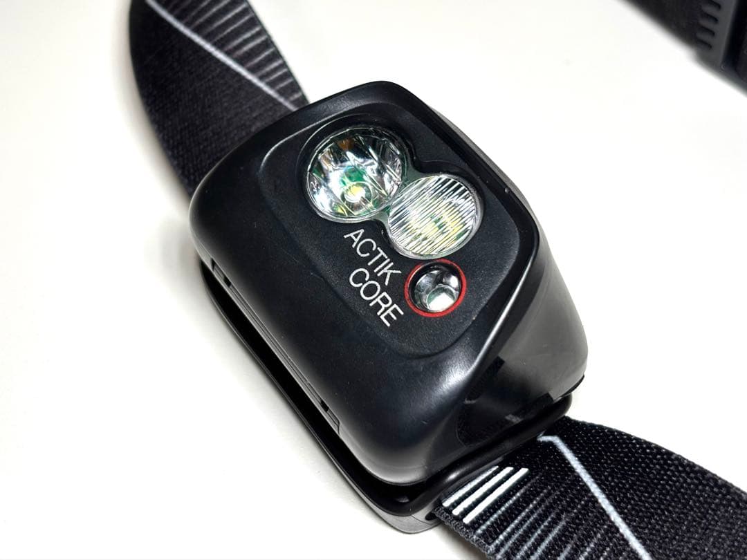 新品 PETZL(ペツル)LED アクティック コア 450ルーメン