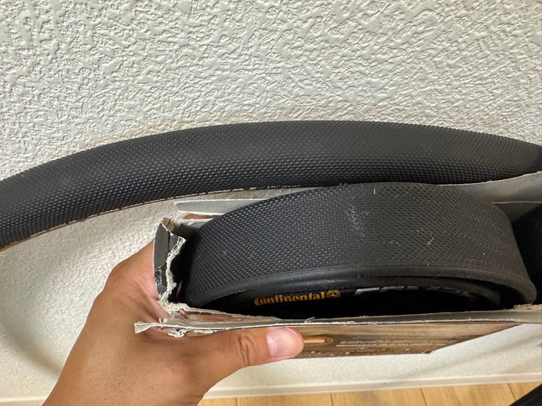 Continental Competition 25mm 2本セット 片方使用済