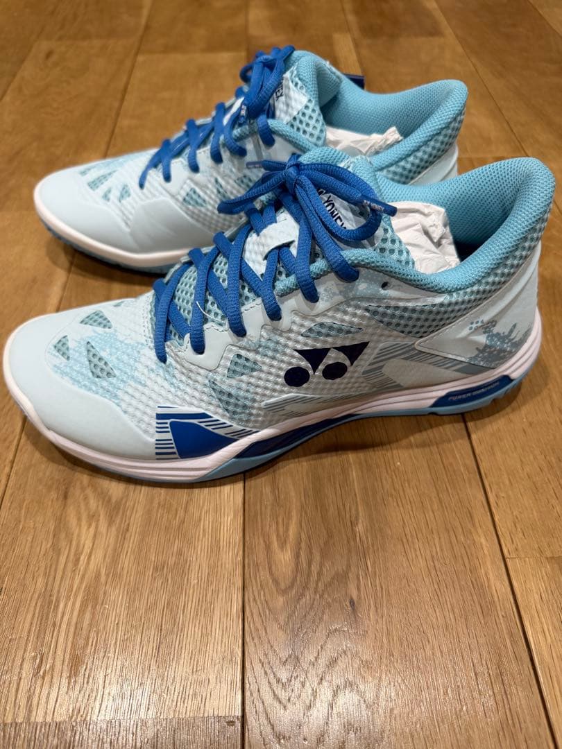 YONEX パワークッションエクリプションZミッド ライトブルー　26cm