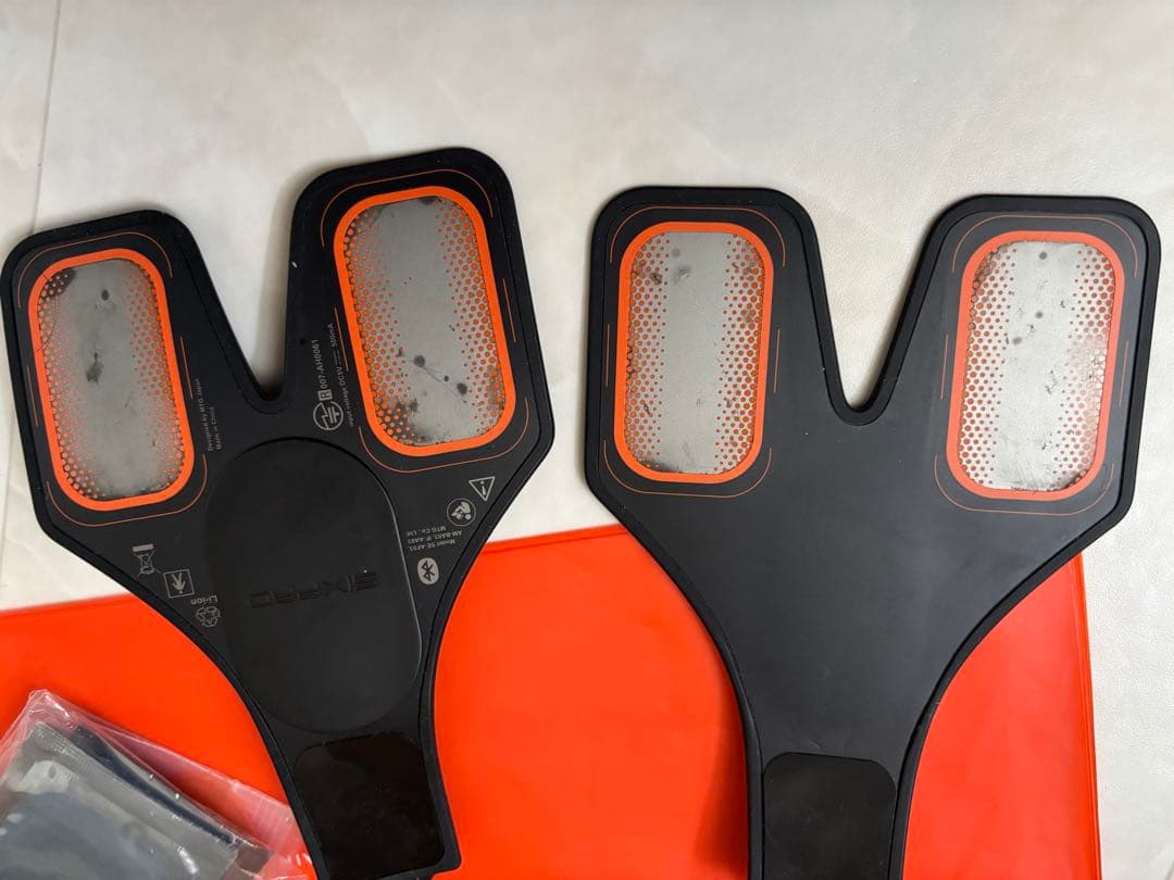 SIXPAD EMSトレーニングデバイス