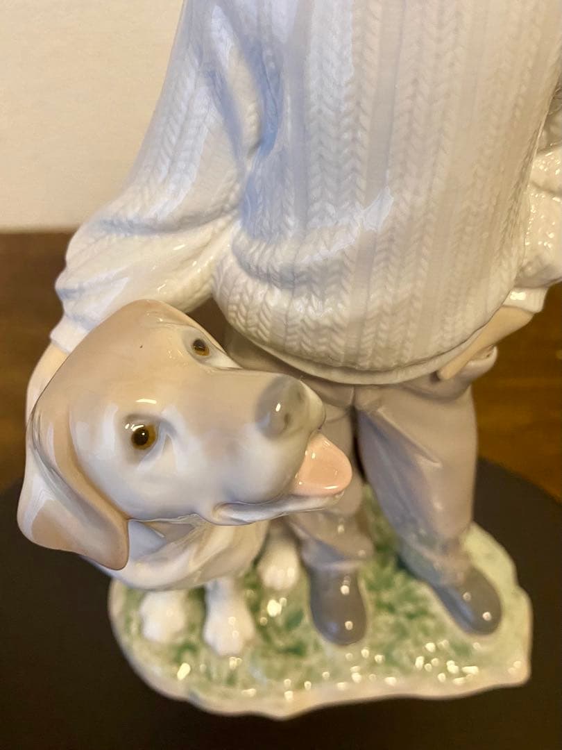 『美品』　リヤドロ　フィギィリン　箱付き　人気作「僕の親友」