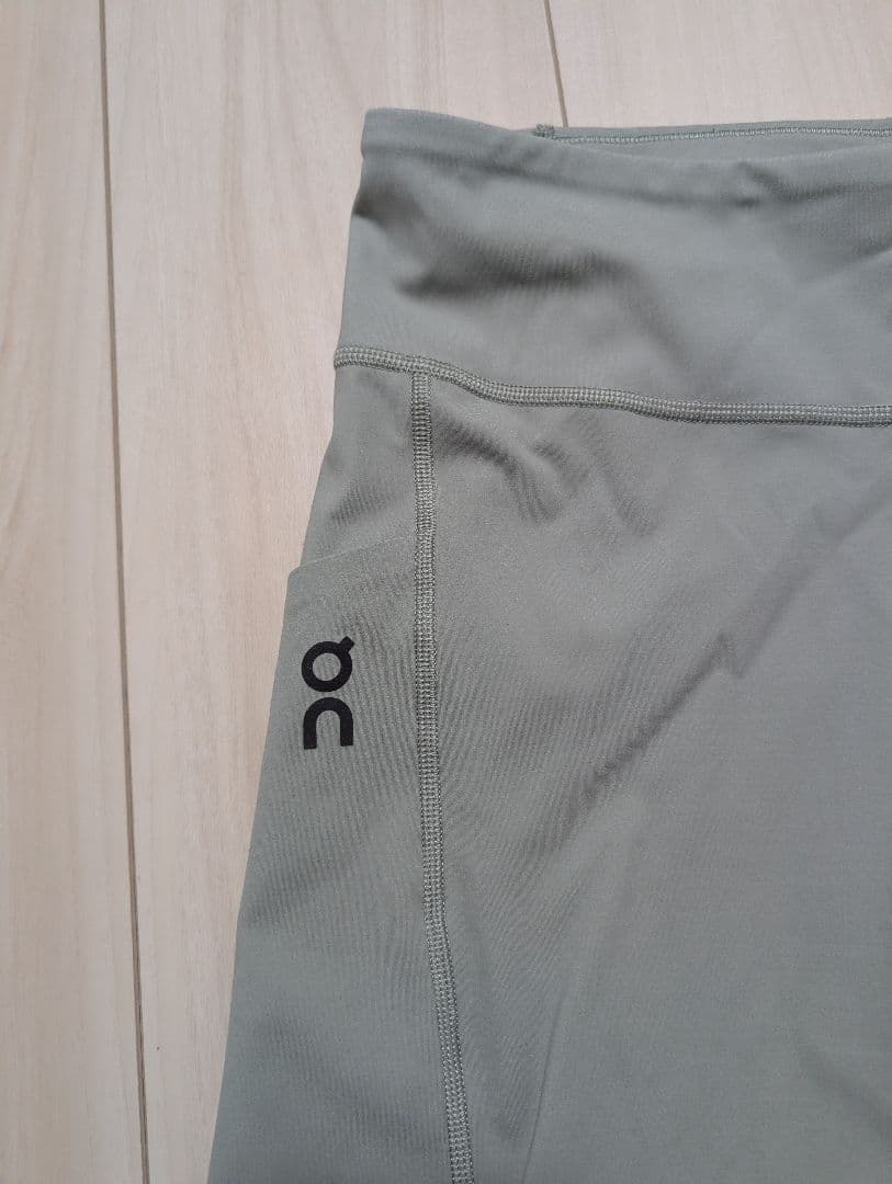 8\" Performance Tights　Women's Mサイズ