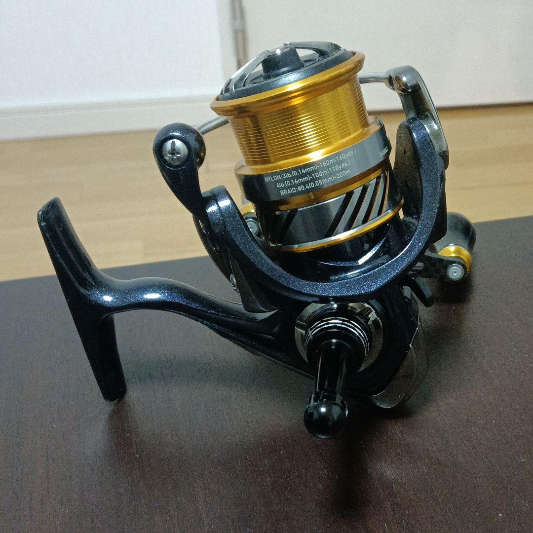 美品 ダイワ レブロス LT2000S-XH ゴメクサス ダブルハンドル付