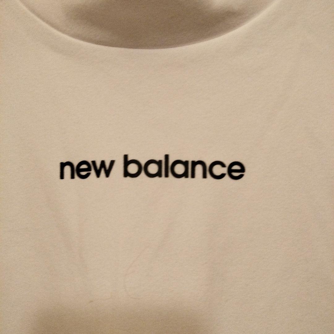 新品未使用2025年製new balance モックネックシャツ ホワイト即購入
