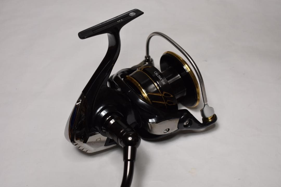 美品 ダイワ 22 カルディア SW 10000-H