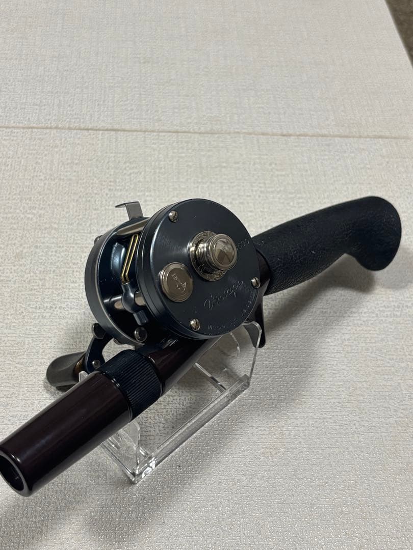 五十鈴工業　BC600SSS