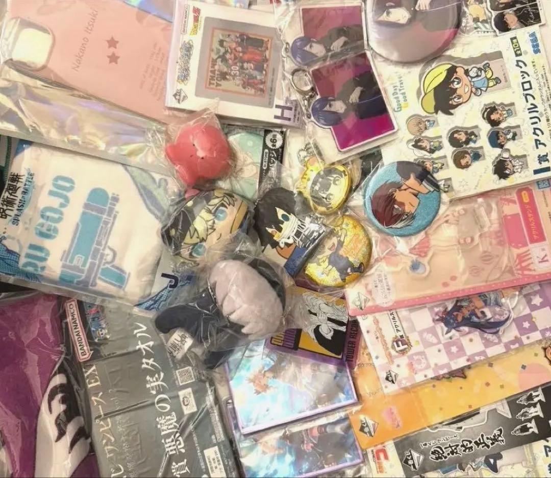 【未使用品】アニメグッズ まとめ売り ノンジャンル 100サイズ 大量