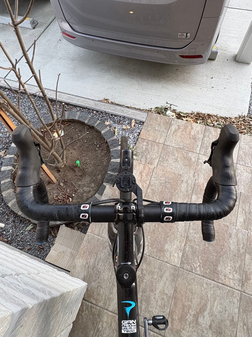 PINARELLO GAN フルカーボンロードバイク ブラック/ブルー関東配送可