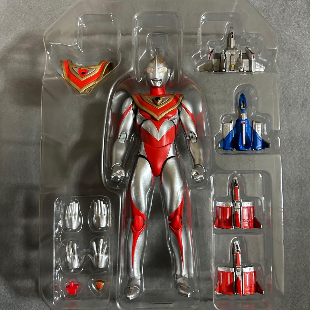 ウルトラアクト　ウルトラマンガイア & XIGファイターセット