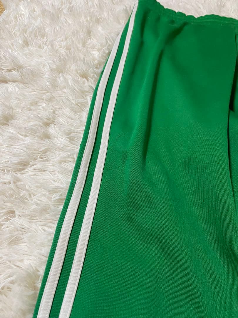 adidas グリーン ジャージパンツ　トラックパンツ　LL