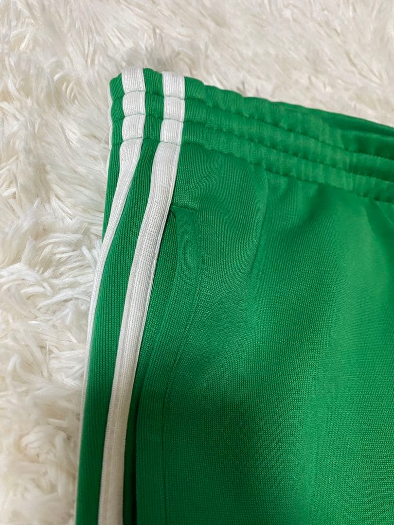 adidas グリーン ジャージパンツ　トラックパンツ　LL