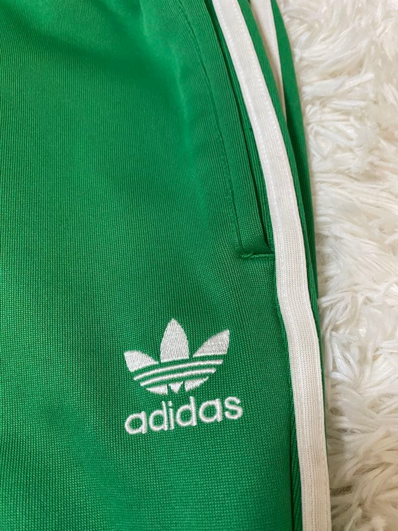 adidas グリーン ジャージパンツ　トラックパンツ　LL