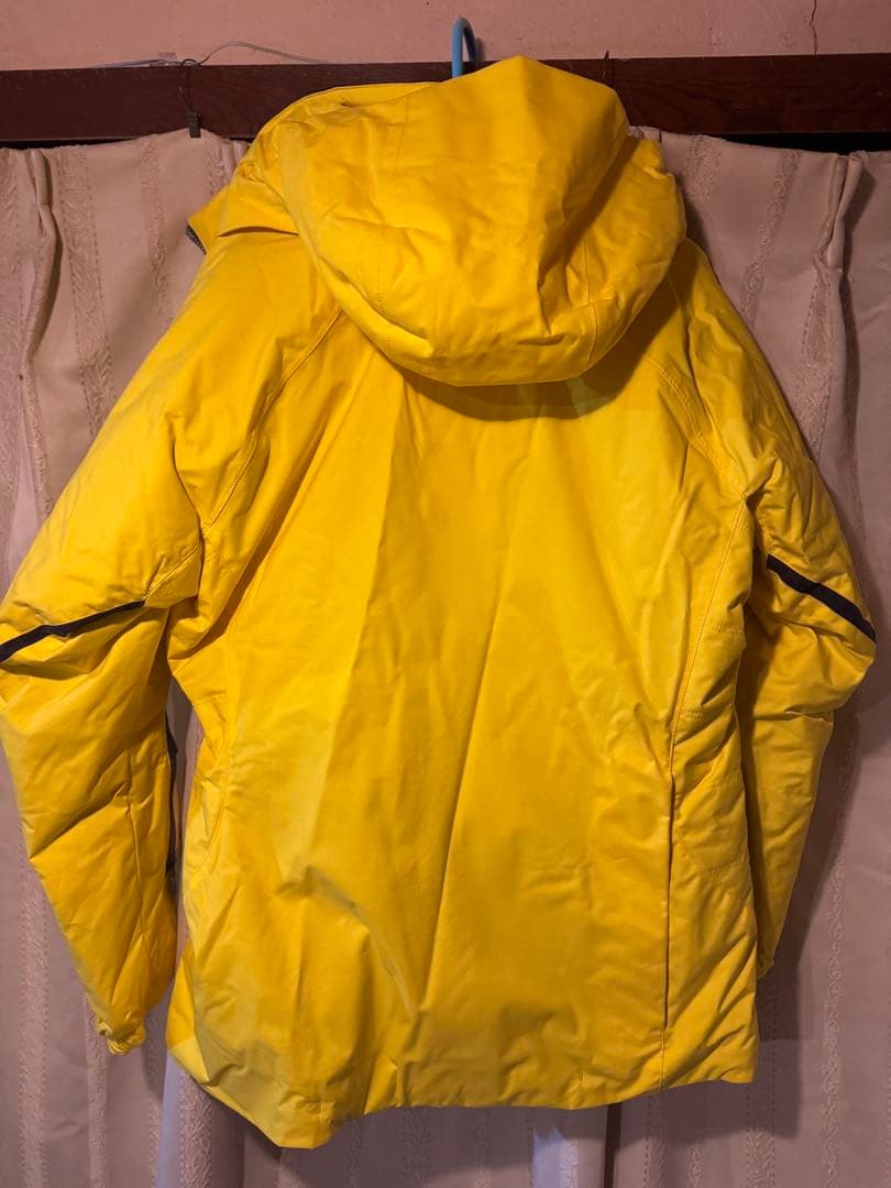 【新品未使用】デサント スキージャケット（サイズ：167〜173㎝）