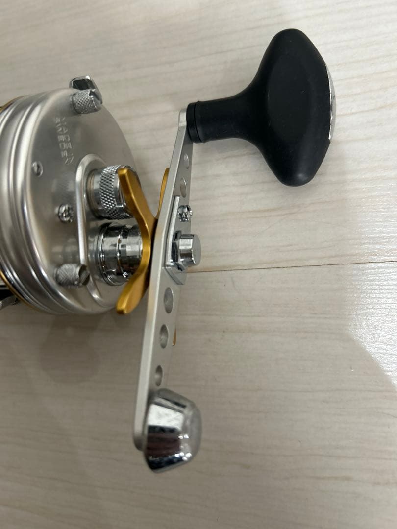 アブガルシア アンバサダー 6500C ロケット シルバーゴールド