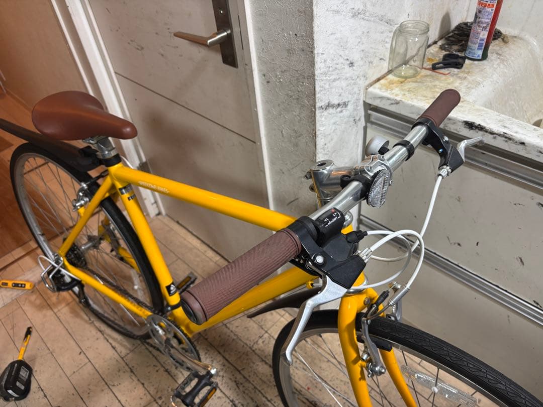 WEEKEND BIKES クロスバイク 700C イエロー