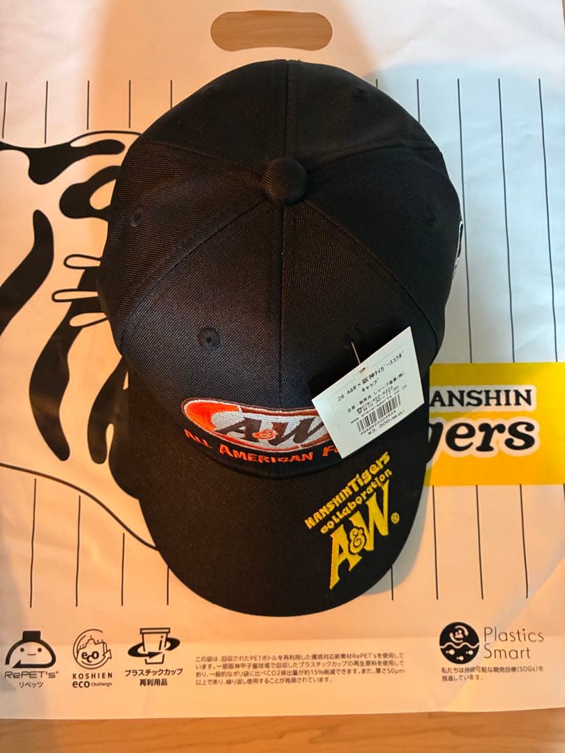 新品 26 A&W 阪神タイガース コラボ キャップ ブラック 限定