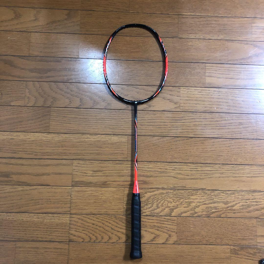 ヨネックス YONEX バドミントンラケット