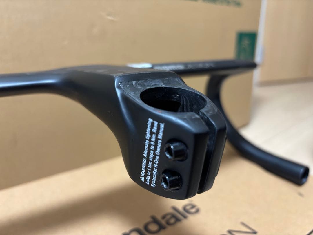 未走行 CANNONDALE× MOMO Design カーボンハンドルバー