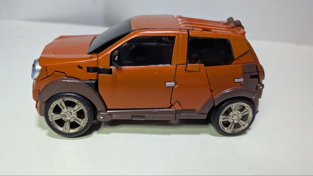 UNIQUETOYS DUMBER トランスフォーマー マッドフラップ似 MP