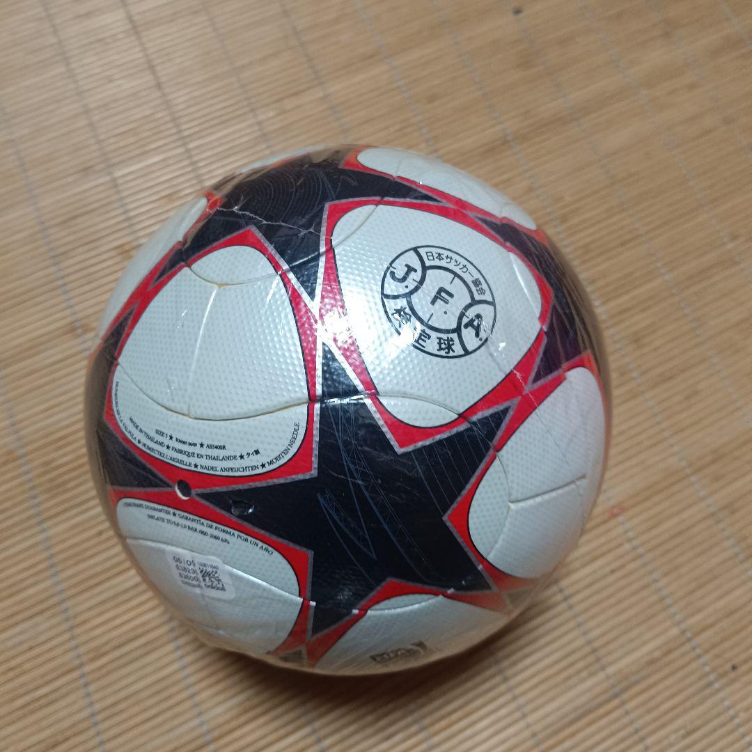 ADIDAs サッカーボール 5号