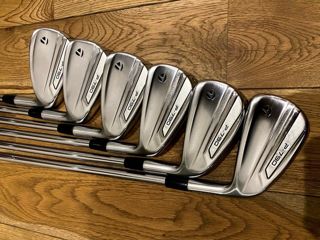 TaylorMade P790（2019）ダイナミックゴールド