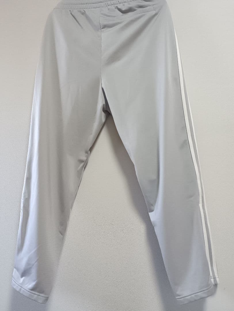 adidas ライトグレー ファイヤーバード 2XL 美品 IA6330